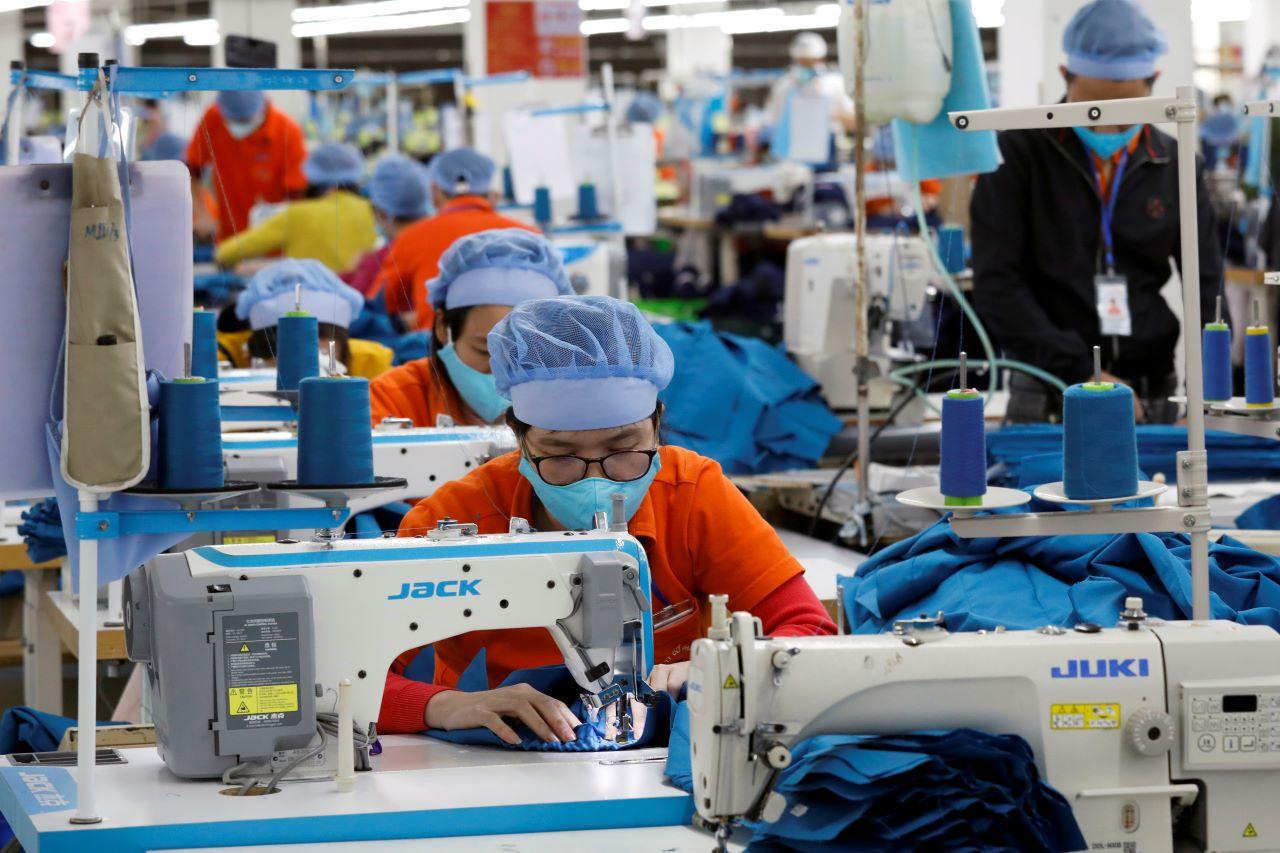 Vietnam-Manufacturing-Reuters-29092021