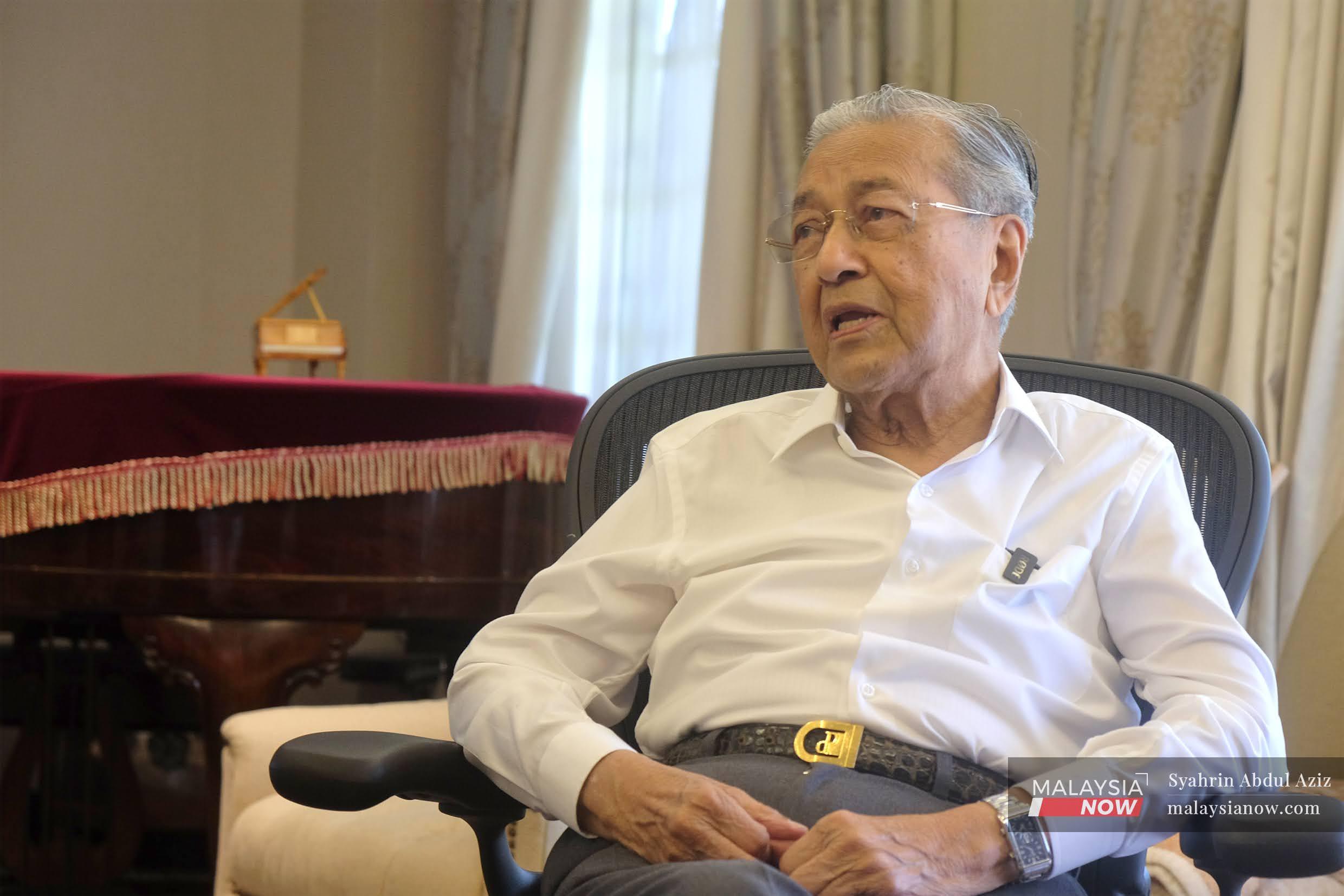 Former prime minister Dr Mahathir Mohamad speaks in an interview with MalaysiaNow at his residence in Sri Kembangan, Kuala Lumpur.
