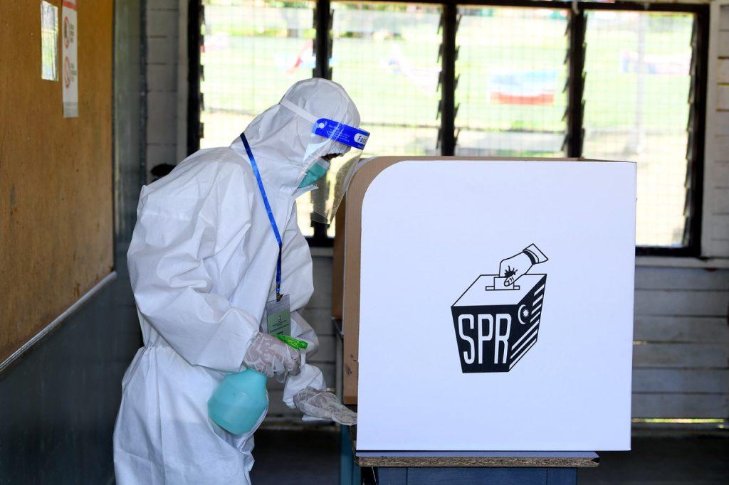 The state of emergency declared in Sarawak to prevent pandemic-season elections expires in February next year. Photo: Bernama