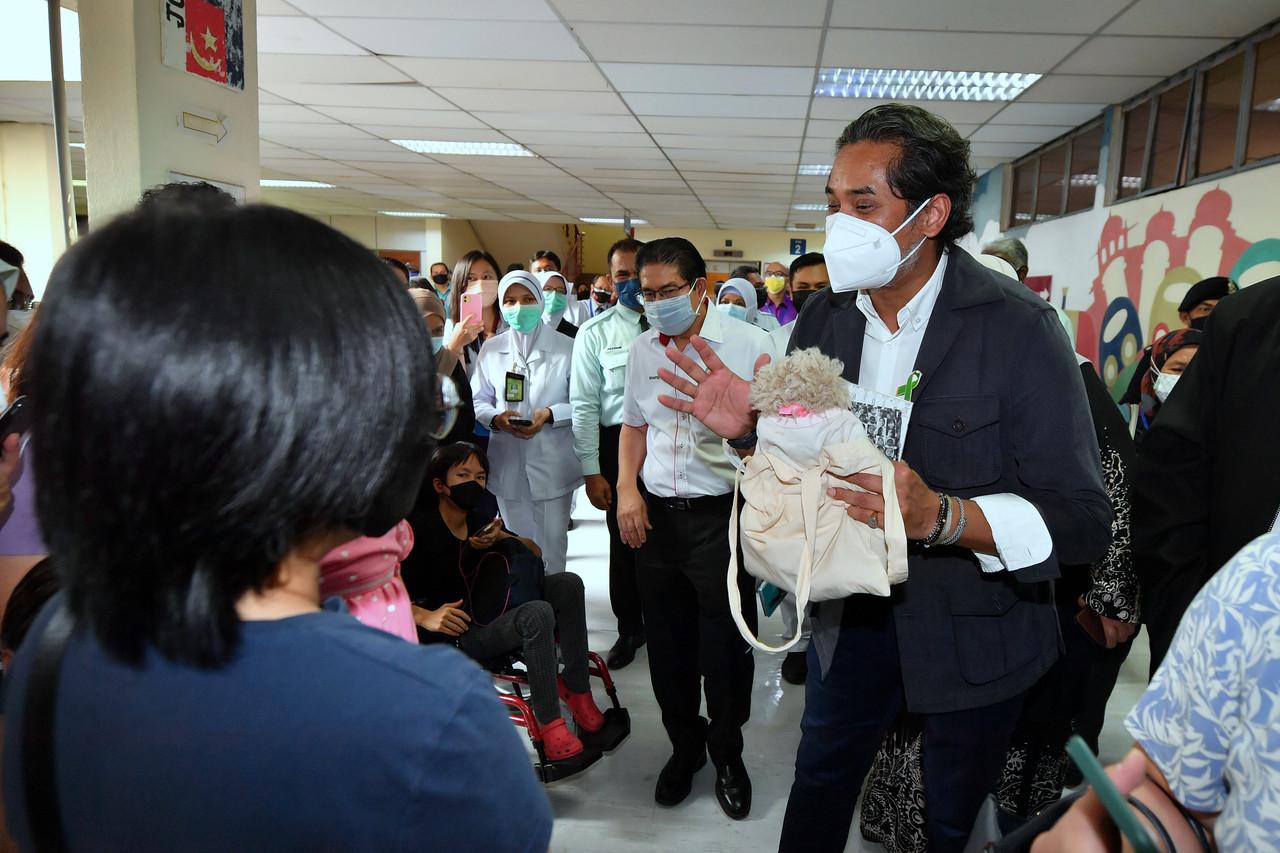 Health Minister Khairy Jamaluddin during his visit to Hospital Kuala Lumpur today. Photo: Bernama