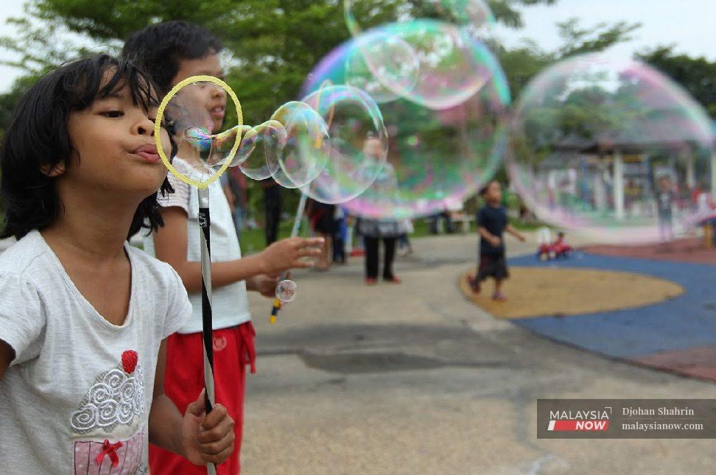 Berdasarkan statistik polis, dari 4,471 kes kehilangan itu, 4,399 orang kanak-kanak telah dijumpai semula manakala 72 orang lagi masih hilang.