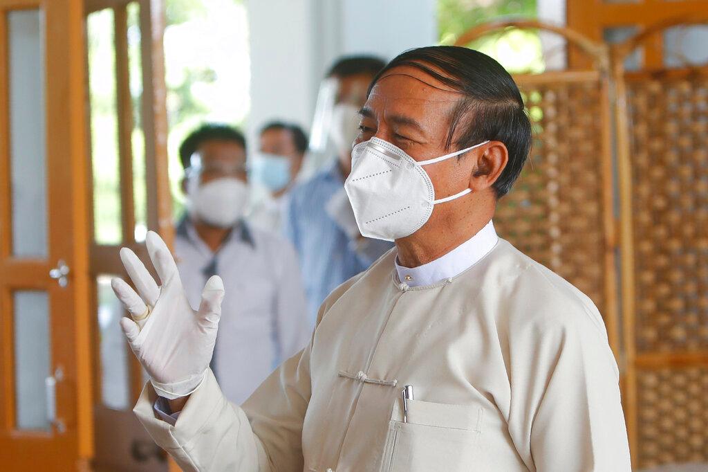 Former Myanmar president Win Myint speaks to reporters in this Oct 29, 2020 file photo. Photo: AP