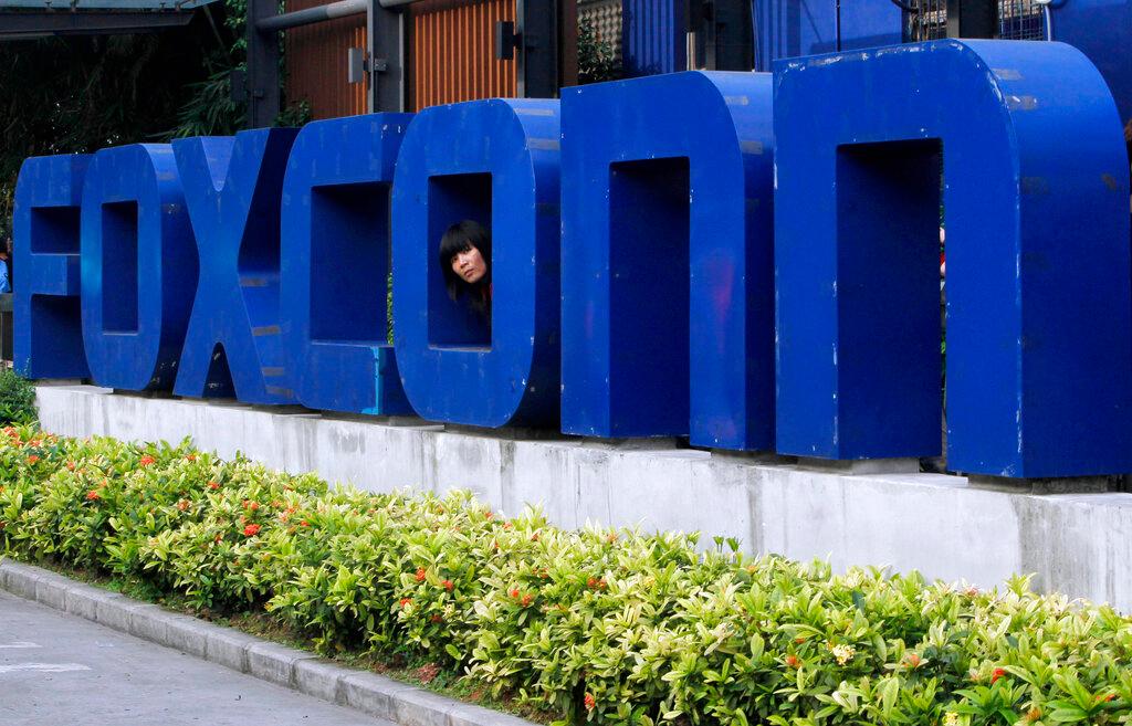 Foxconn has unveiled three models of concept vehicles that it hopes can be built with other manufacturers. Photo: AP