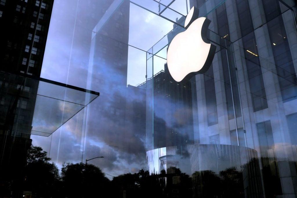 The Apple Inc logo is seen hanging at the entrance to the Apple store on 5th Avenue in Manhattan, New York, Oct 16, 2019. Apple on Thursday reported that its profit in the recently ended quarter leapt on massive revenue that still fell short of analysts' expectations. Photo: Reuters