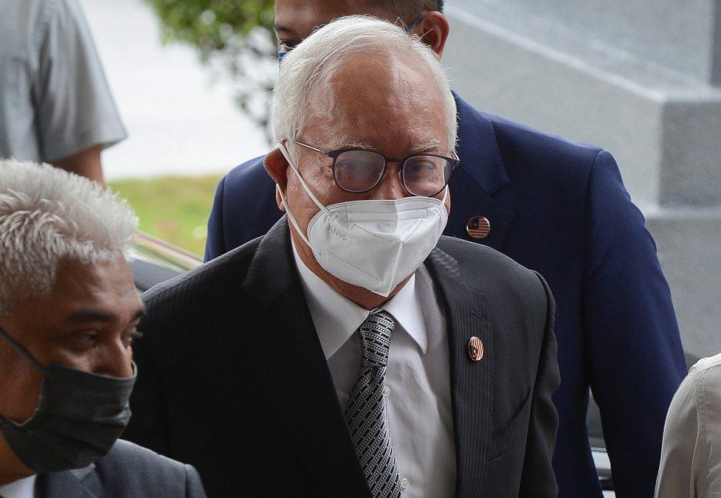 Bekas perdana menteri Najib Razak di Mahkamah Tinggi. Gambar: Bernama