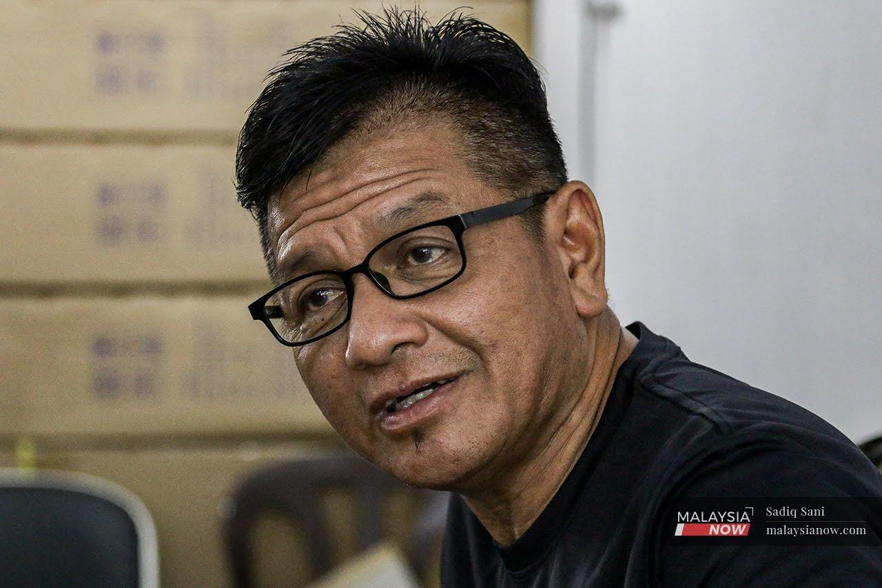 Calon DUN Pengkalan Batu Norhizam Hassan Baktee yang bertanding di atas tiket bebas ketika ditemu bual oleh wartawan MalaysiaNow.