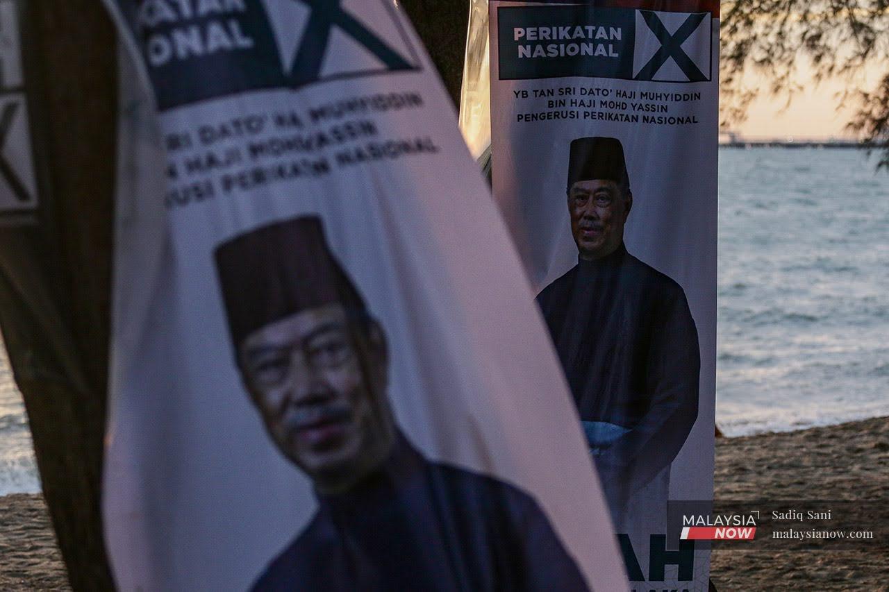 Pengerusi Perikatan Nasional Muhyiddin Yassin menonjol dalam kempen PRN Melaka berbanding ketua-ketua gabungan politik lain.