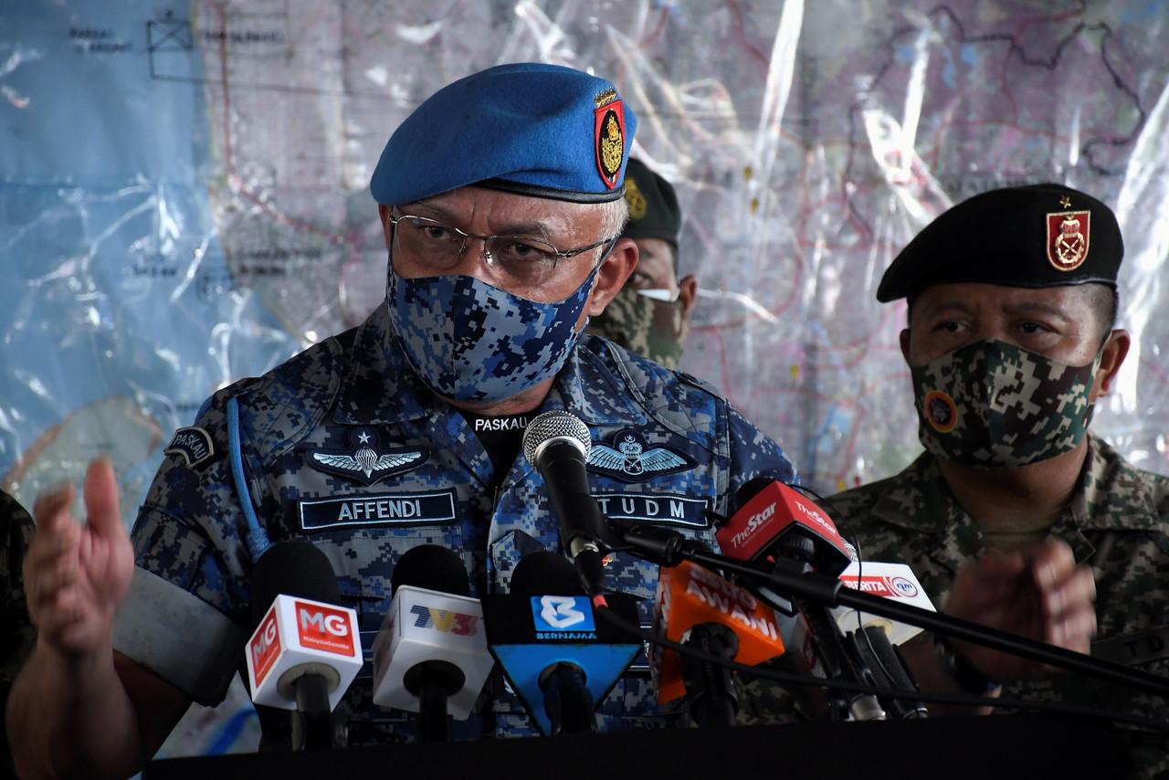 Malaysian Armed Forces chief Affendi Buang speaks at a press conference in Shah Alam today. Photo: Bernama