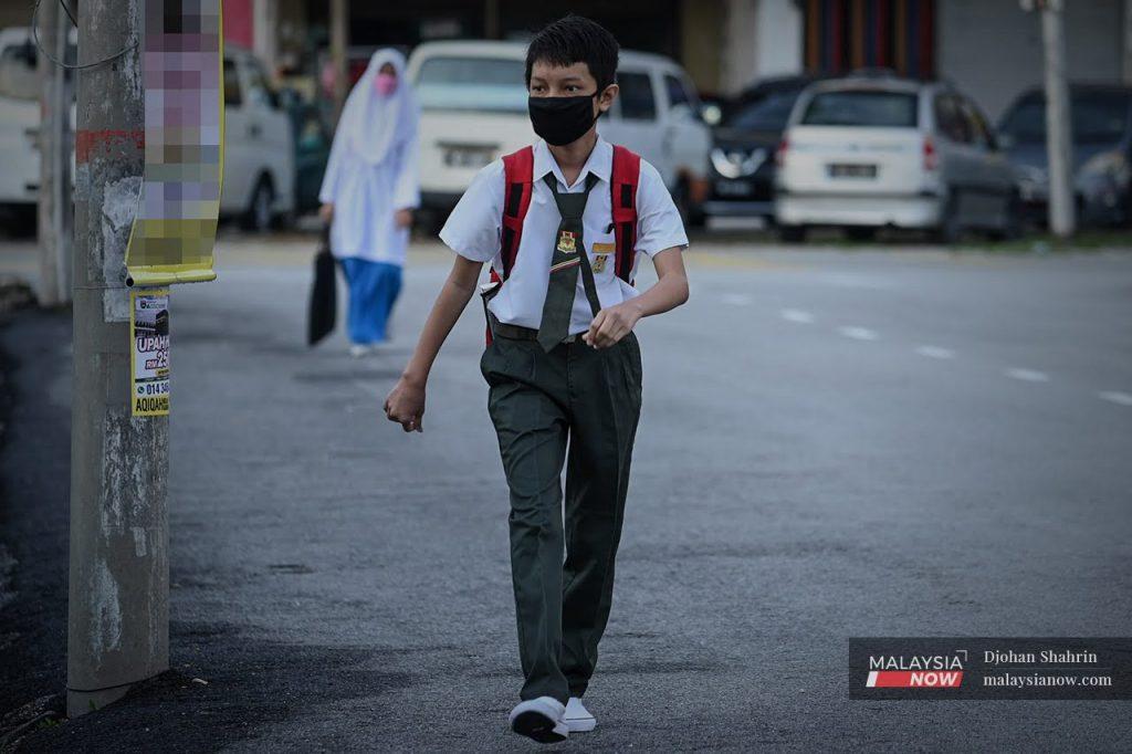 Penggal 3 bagi 2021-2022 ditangguhkan seminggu berikutan banjir yang melanda negara.
