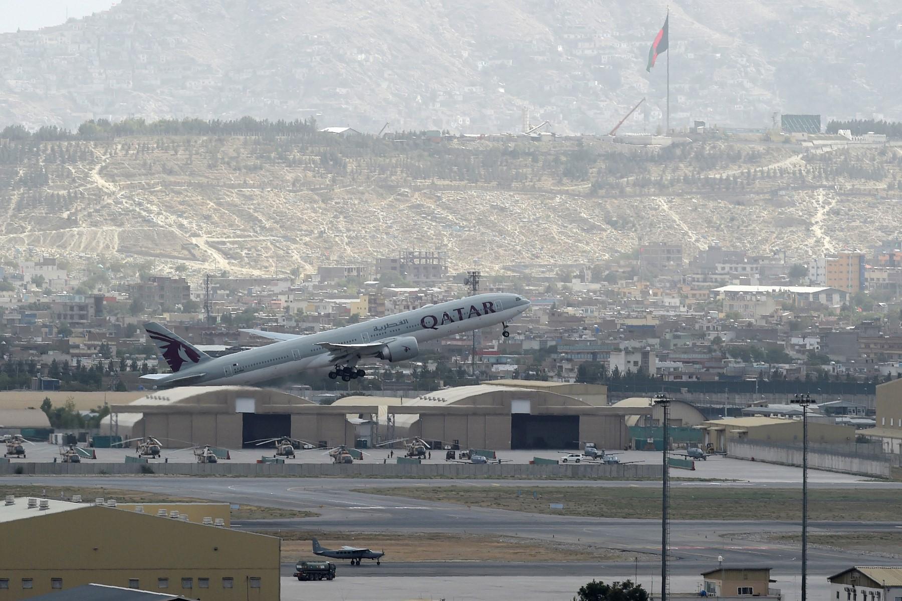 This picture taken on Aug 14, 2021 shows a Qatar Airways aircraft taking off from the airport in Kabul. Photo: AFP