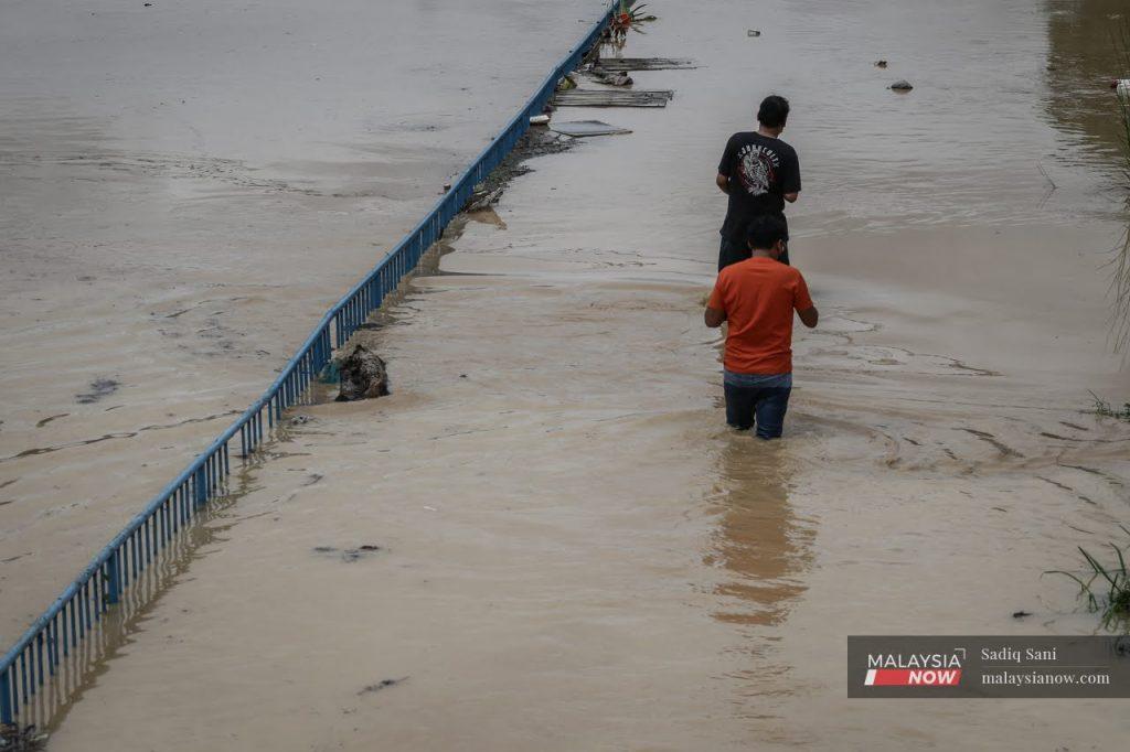 Suasana banjir di Lembah Klang awal tahun ini. Selangor menjadi negeri paling teruk terjejas melibatkan beberapa kawasan termasuk Hulu Langat dan Shah Alam.