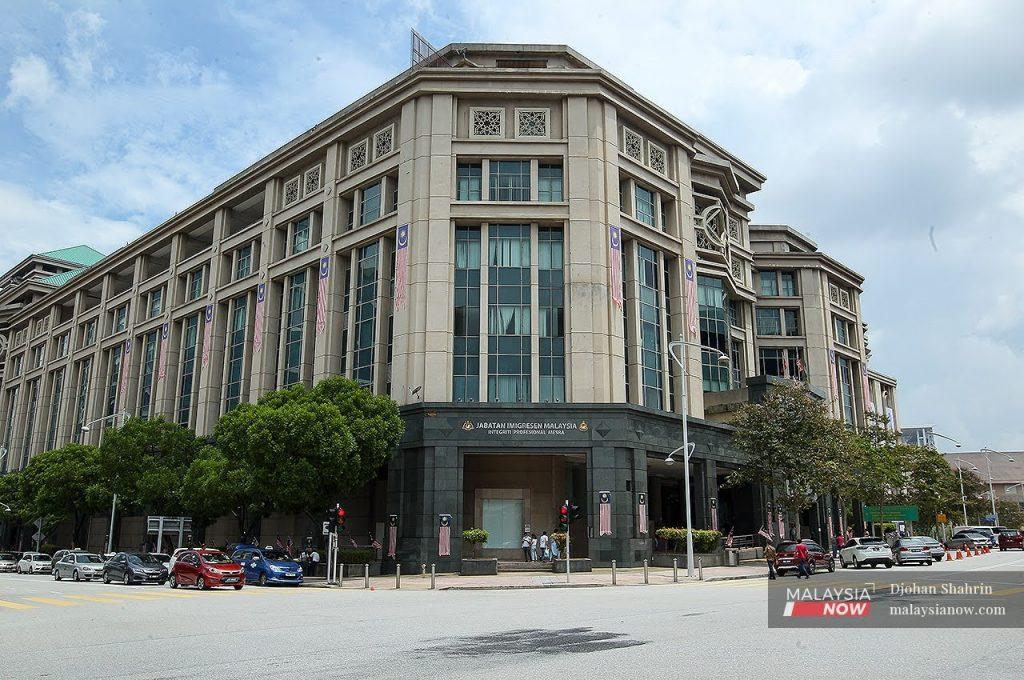 Bangunan Jabatan Imigresen Malaysia di Putrajaya.