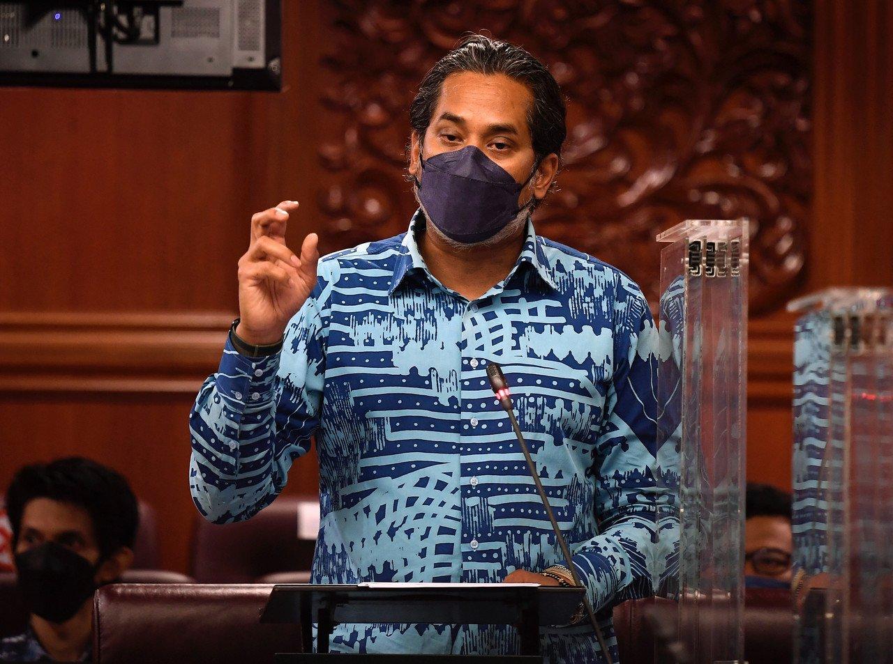 Health Minister Khairy Jamaluddin speaks at the Dewan Negara today. Photo: Bernama