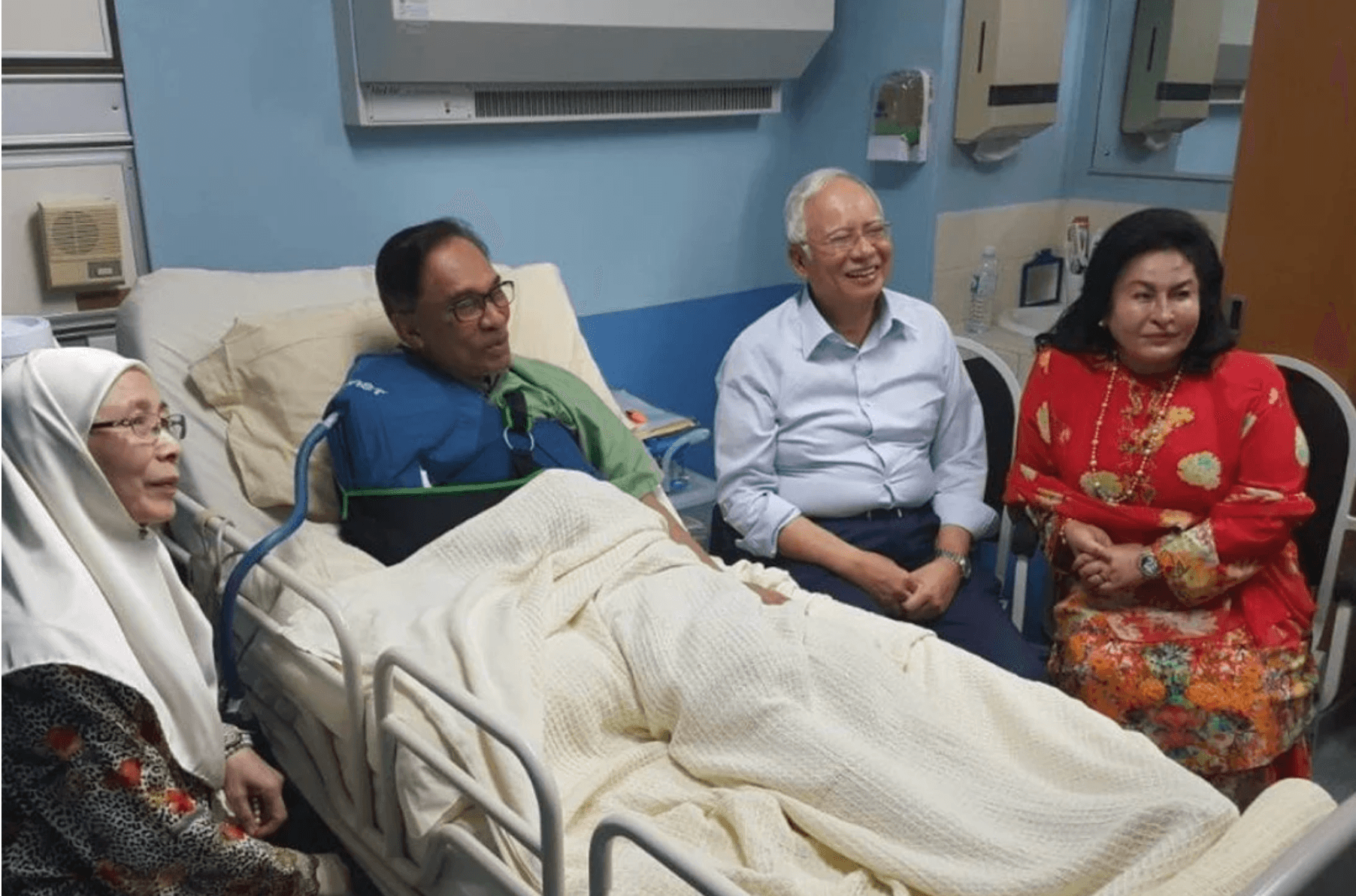 Najib Razak and Anwar Ibrahim, seen here in a 2017 meeting when the latter was hospitalised, are no longer viewed as political enemies given Najib's letter of support for Anwar to the palace in 2020. Photo: Twitter