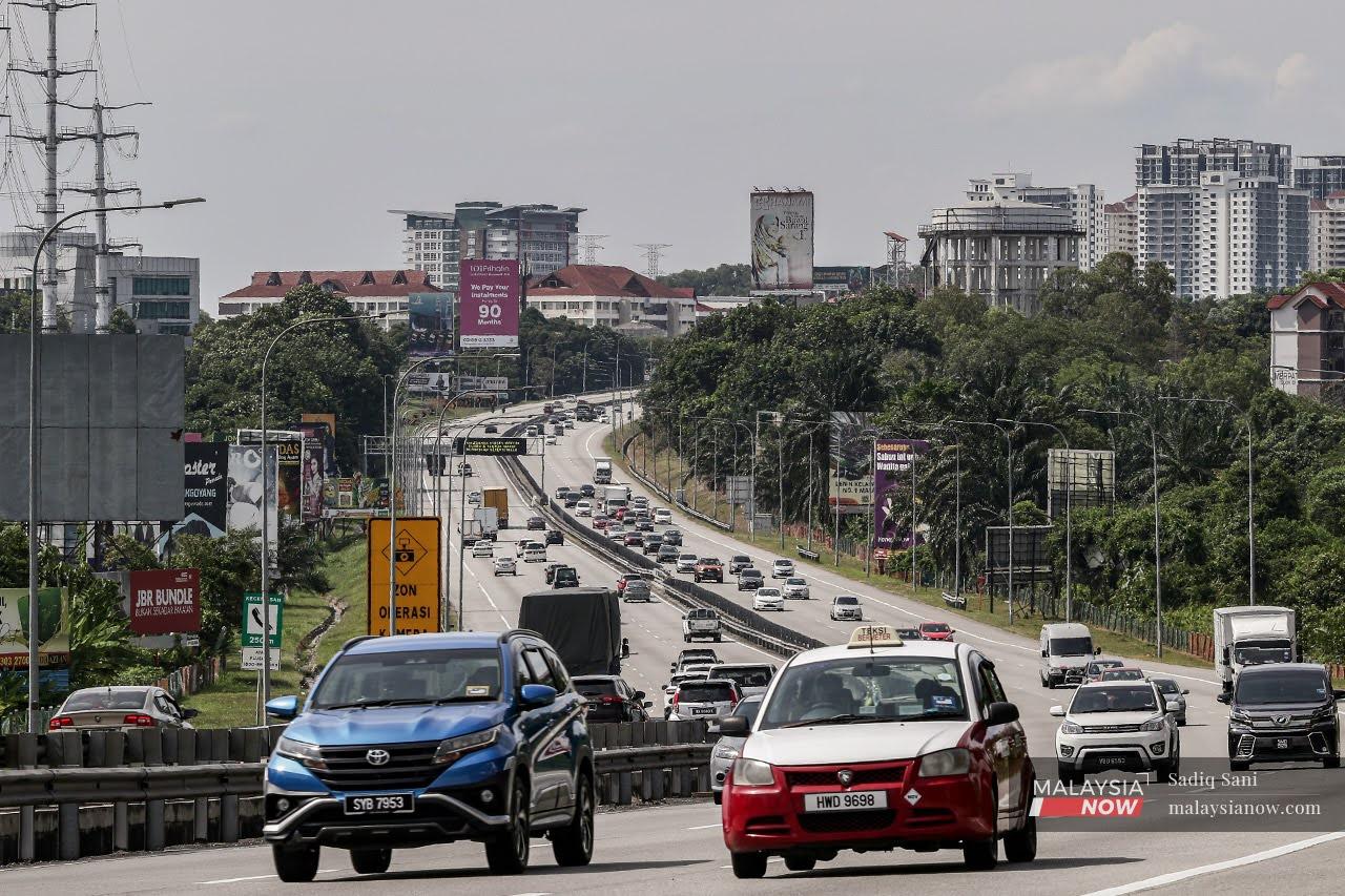 Traffic is expected to be busy during the Hari Raya Aidilfitri break next month.