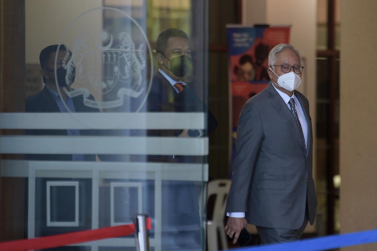 Bekas perdana menteri Najib Razak di Mahkamah Tinggi. Gambar: Bernama