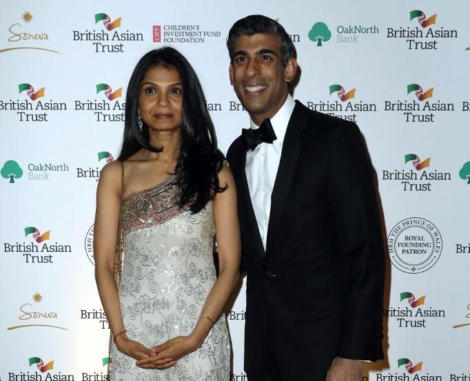 British Finance Minister Rishi Sunak (right) with his wife Akshata Murty during a reception to celebrate the British Asian Trust at The British Museum in London on Feb 9. Photo: AFP