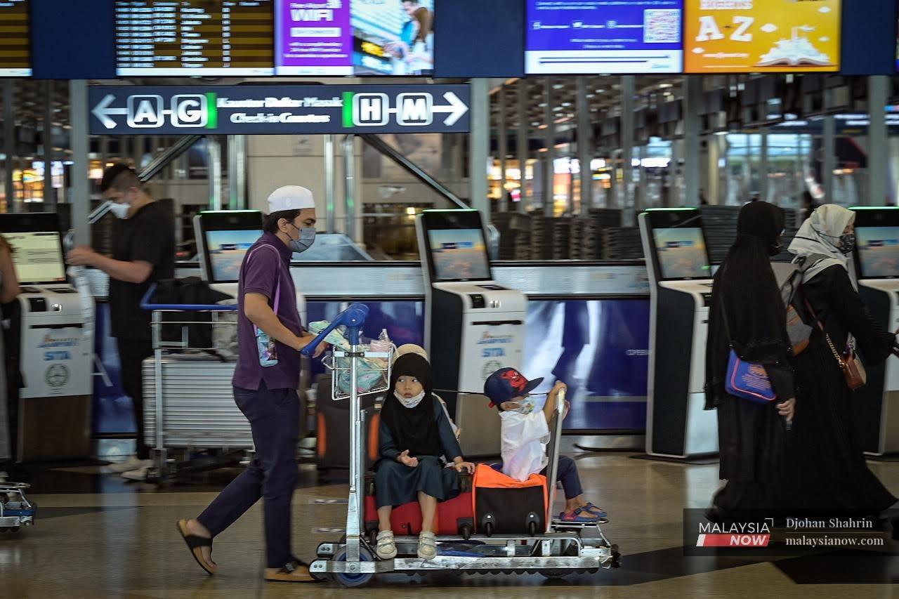 Checks by Mavcom have found that airfares on April 30 – the peak travel date for the Hari Raya season – have increased compared to the average airfares in 2019.