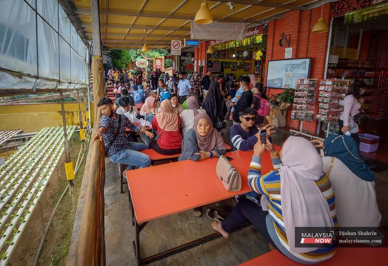 Customers wait for their orders at an eatery in Cameron Highlands, Pahang.