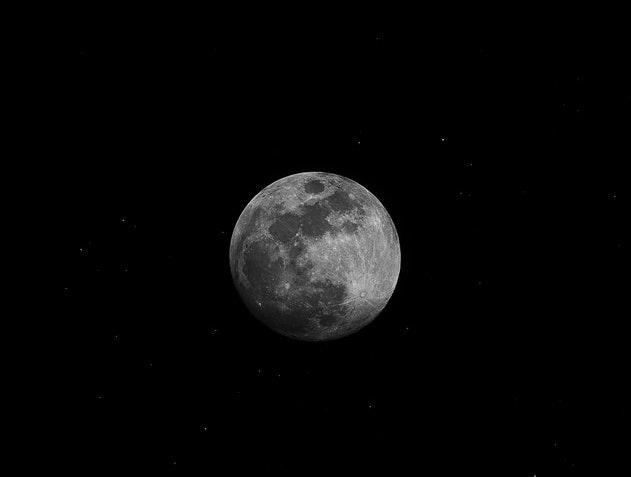 moon-pexels-150721