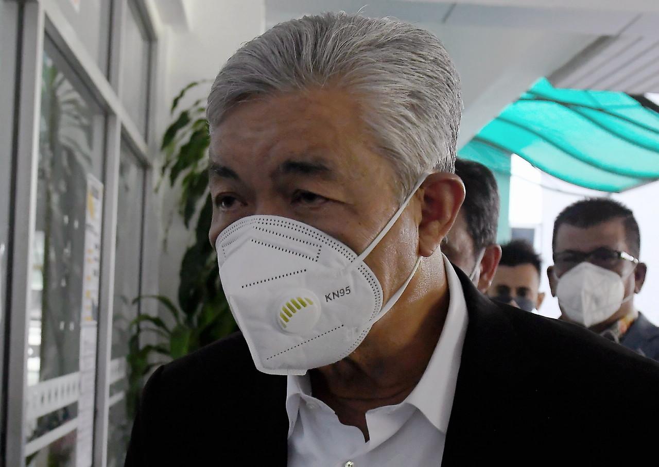 Former home minister Ahmad Zahid Hamidi arrives at the Shah Alam High Court today. Photo: Bernama