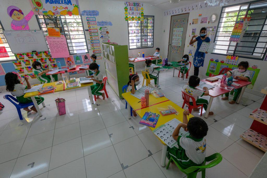Nurseries, kindergartens and preschools have been urged to screen children for symptoms of hand, foot and mouth disease or any other infectious disease. Photo: Bernama