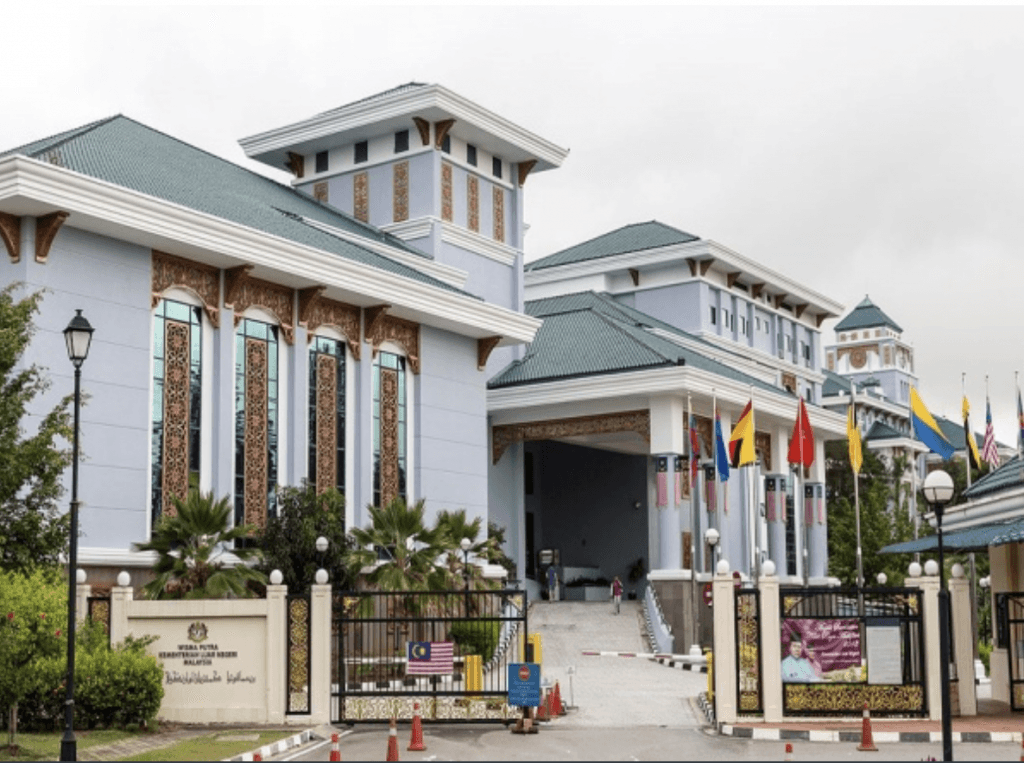 Wisma Putra memanggil pesuruhjaya tinggi India bagi menyampaikan pendirian berhubung kenyataan menghina Nabi Muhammad oleh ahli politik parti BJP. Gambar: Bernama