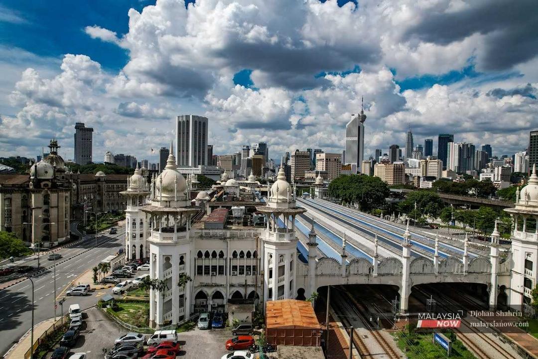 Menyusuri masa lalu di stesen keretapi KL | MalaysiaNow