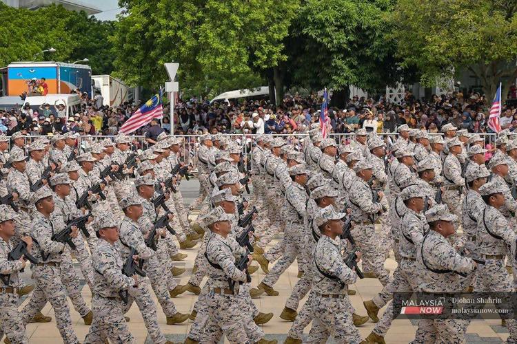 Scenes from Merdeka parade | MalaysiaNow